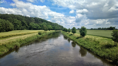 Farbfoto: Die Marienburg bei Nordstemmen am Sonntag, dem 15. Juni im Jahre 2014. Fotograf: R.I.